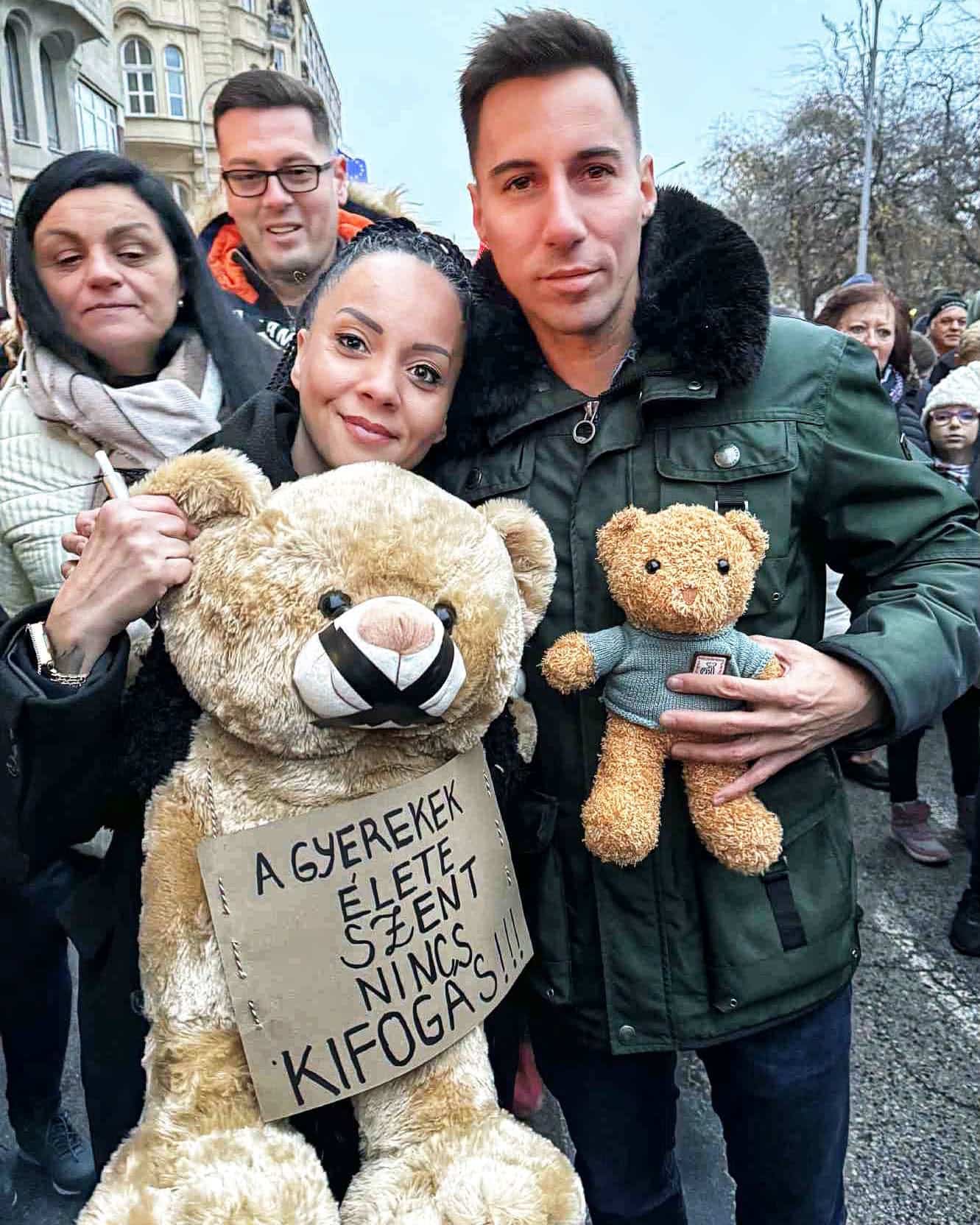 Két lépcsőben kapnak béremelést a szociális és gyermekvédelmi ágazat dolgozói