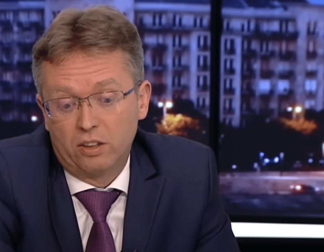 Megvonta a parlament Hankó Balázs mentelmi jogát a 17 milliárdos NKA-ügyben