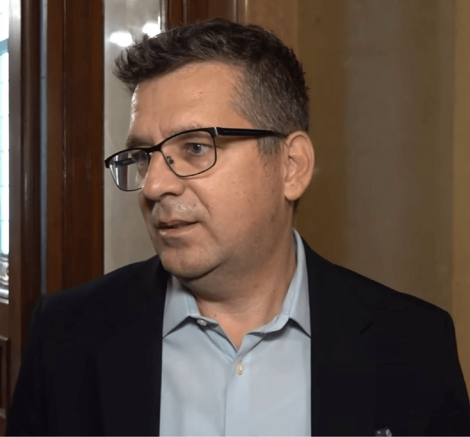 Őrizetbe vették Seszták Miklóst