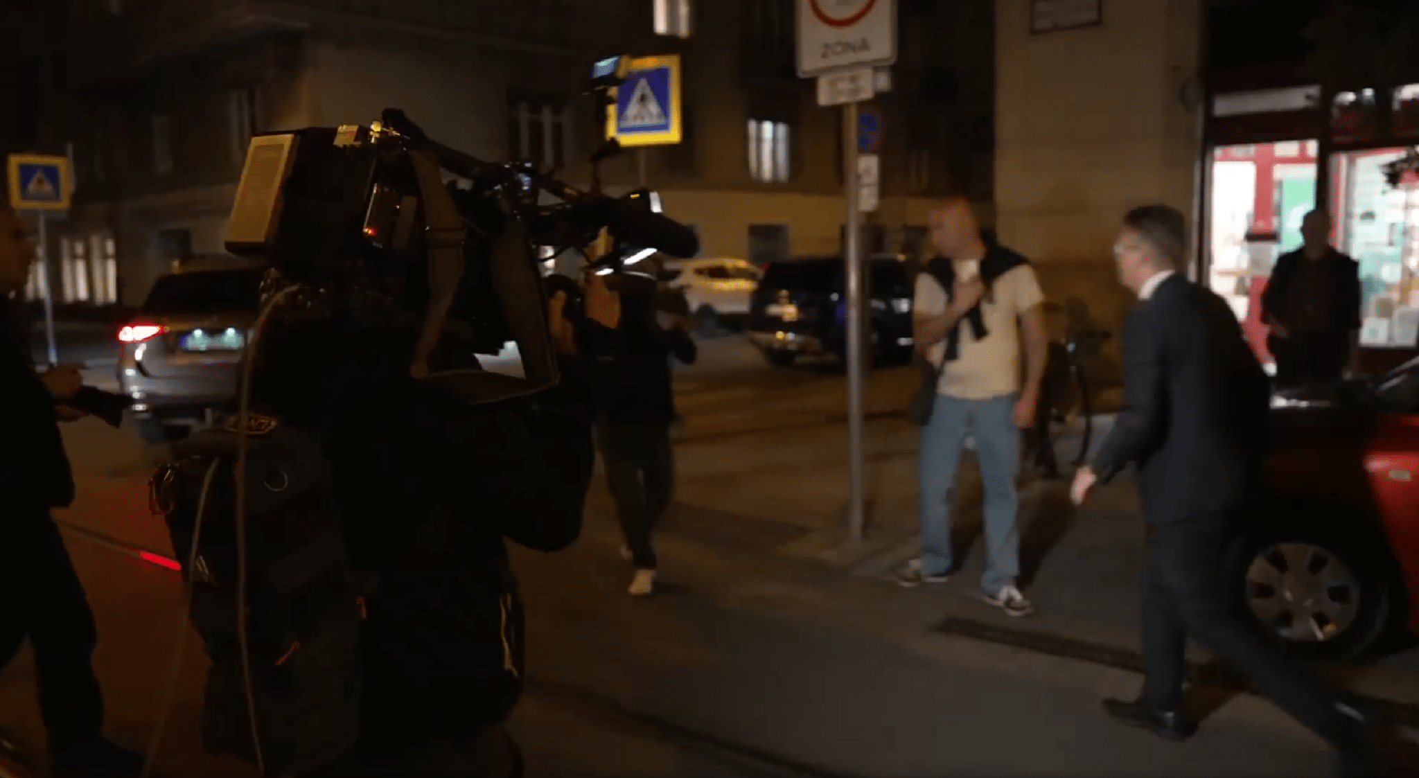 Magyar Péter: Hankó Balázs ügye volt az eddigi legszánalmasabb orbáni élőzés, miközben Orbán Belfastban focimeccset nézett