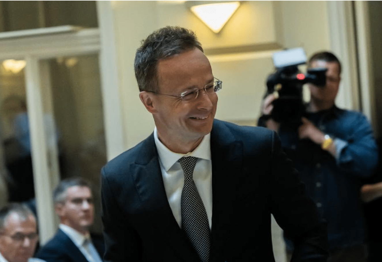 Szijjártó Péter megjelent a Nemzetbiztonsági Bizottság meghallgatásán