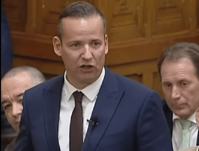 Toroczkai László: Minek három kormányszóvivő, ha ön egymaga három órán át beszél?